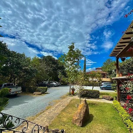 Hotel Casa Cantabria Campestre Villa de Leyva Exterior photo